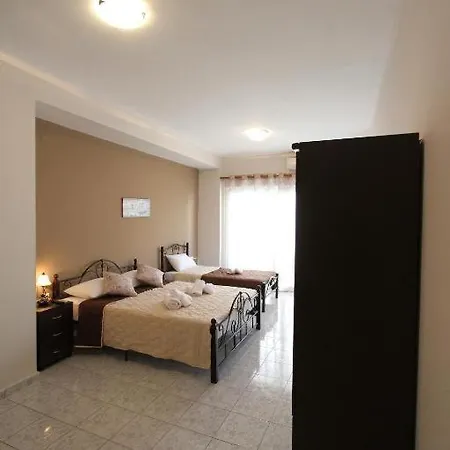 Arianna 9 Apartment *